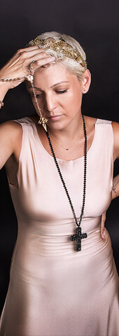 Adela Elbel – Logotyp / Webdesign / Bookdesign